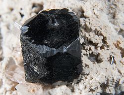 Bixbyite.jpg